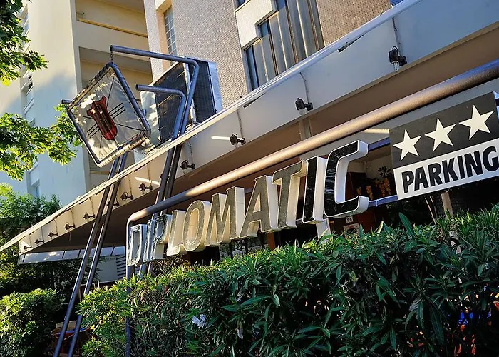 Hotel Diplomatic 3*